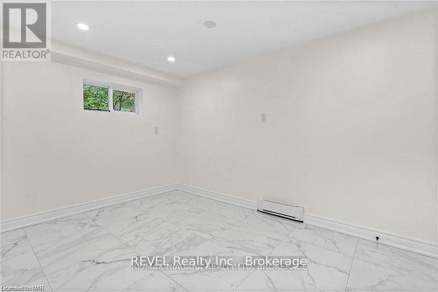462 C Carlton Street, St. Catharines, Ontario  L2M 4X1 - Photo 5 - X13141628