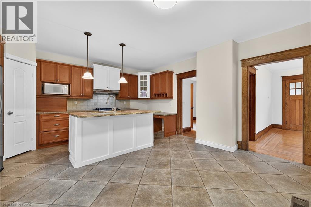 48 Stirling Avenue N, Kitchener, Ontario  N2H 3G5 - Photo 8 - 40830984
