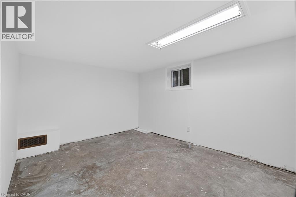48 Stirling Avenue N, Kitchener, Ontario  N2H 3G5 - Photo 34 - 40830984