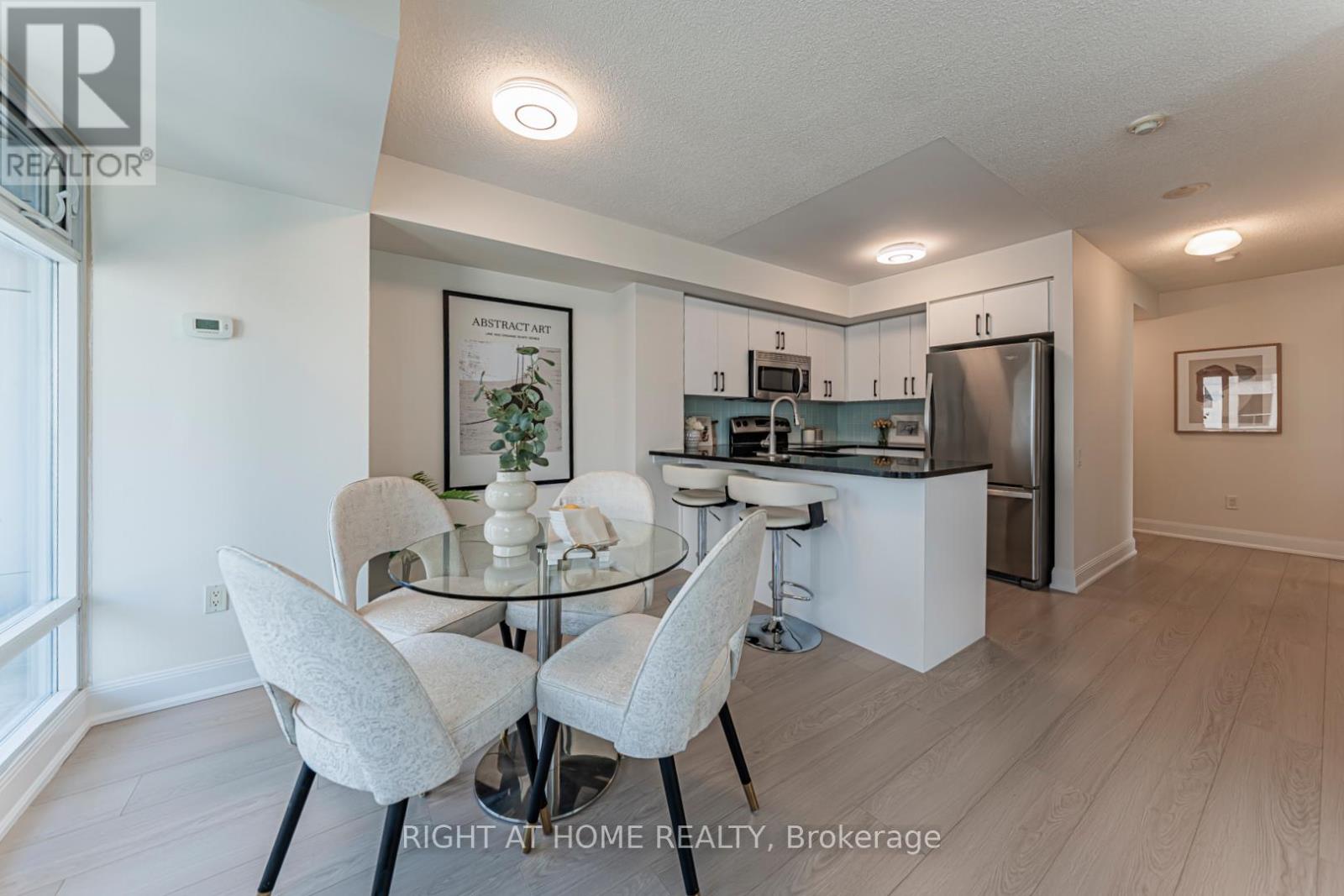1211 - 2181 Yonge Street, Toronto, Ontario M4S 2B1 - Photo 18 - C13141542