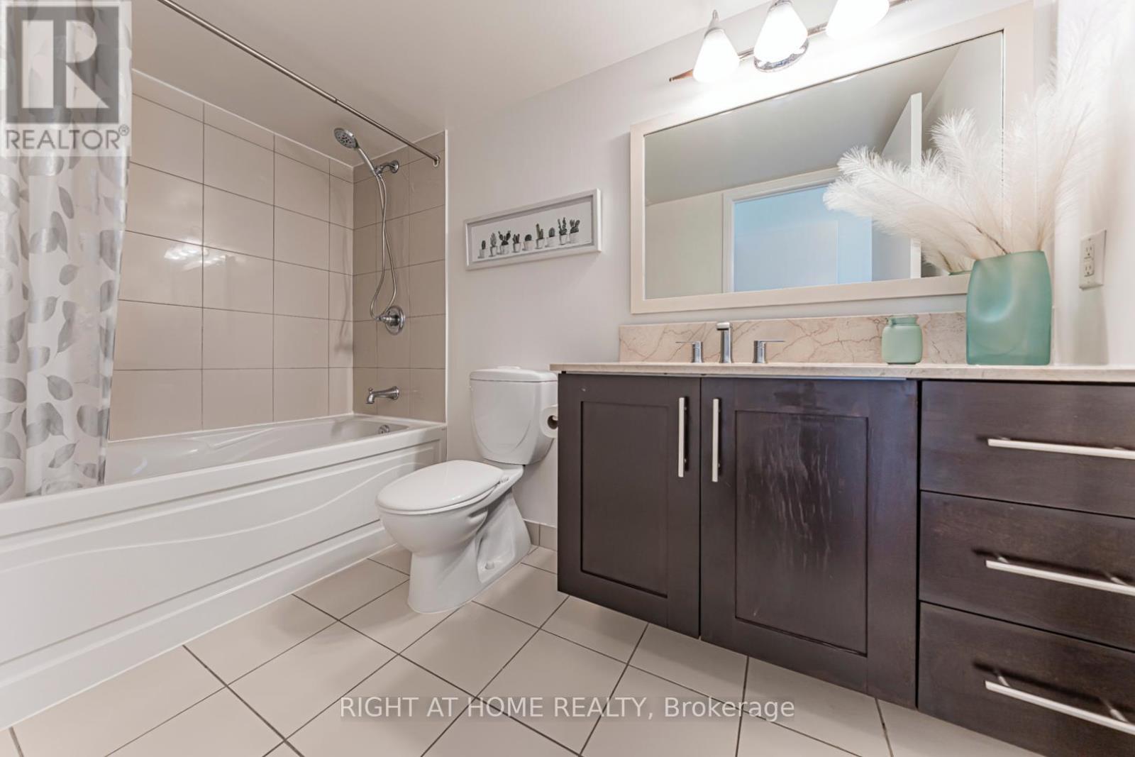 1211 - 2181 Yonge Street, Toronto, Ontario M4S 2B1 - Photo 25 - C13141542