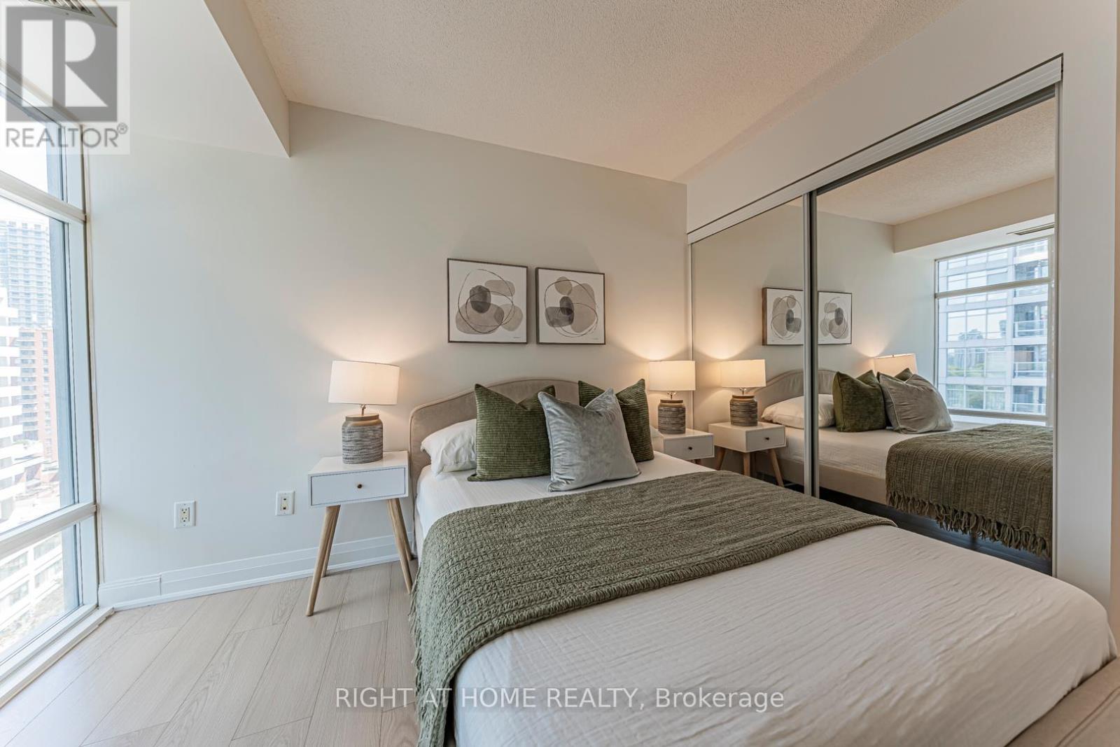 1211 - 2181 Yonge Street, Toronto, Ontario M4S 2B1 - Photo 26 - C13141542