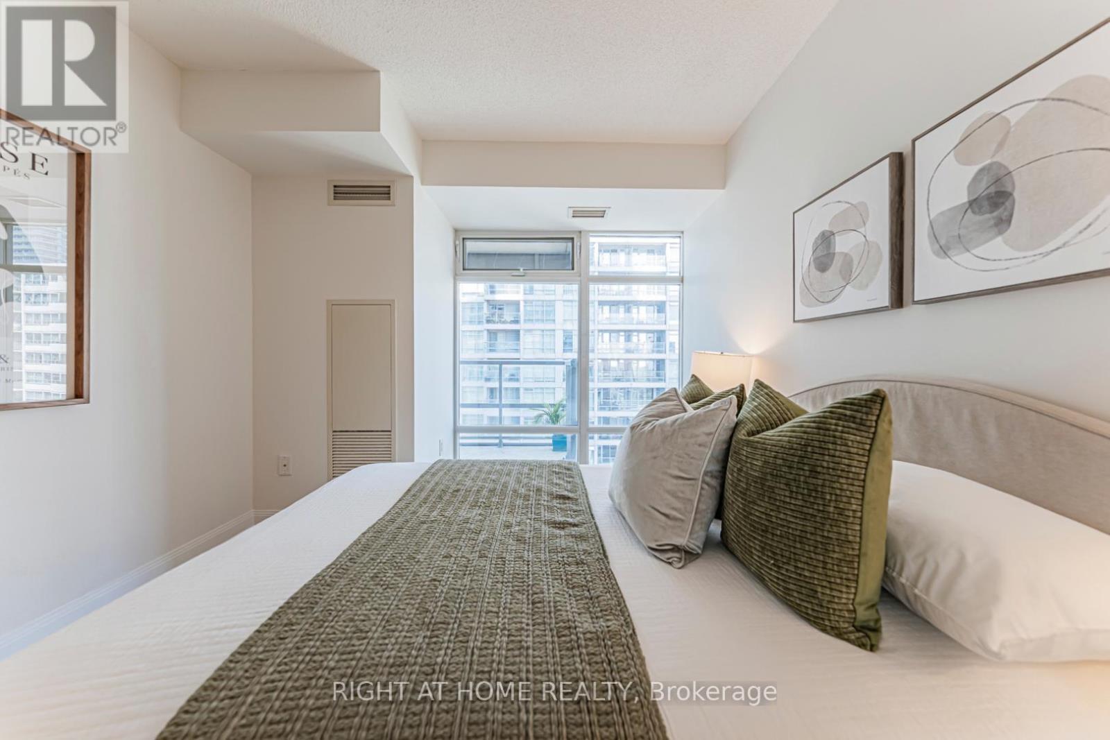 1211 - 2181 Yonge Street, Toronto, Ontario M4S 2B1 - Photo 27 - C13141542