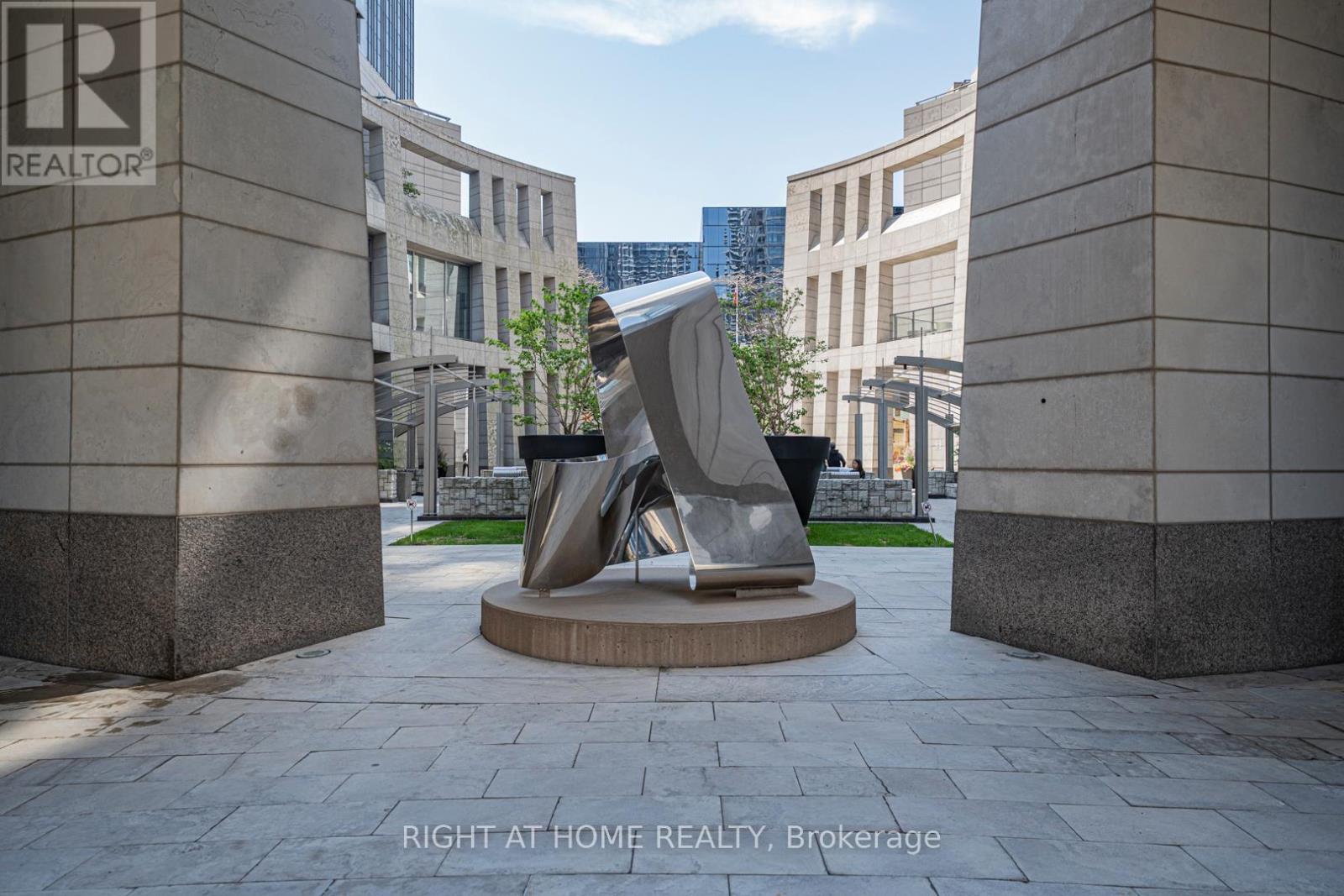 1211 - 2181 Yonge Street, Toronto, Ontario M4S 2B1 - Photo 39 - C13141542