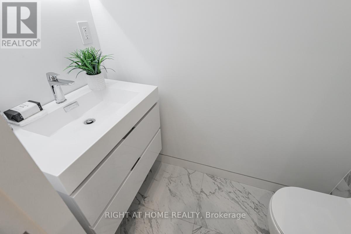 675 Huron Street, Toronto, Ontario  M5R 2R8 - Photo 20 - C13141592