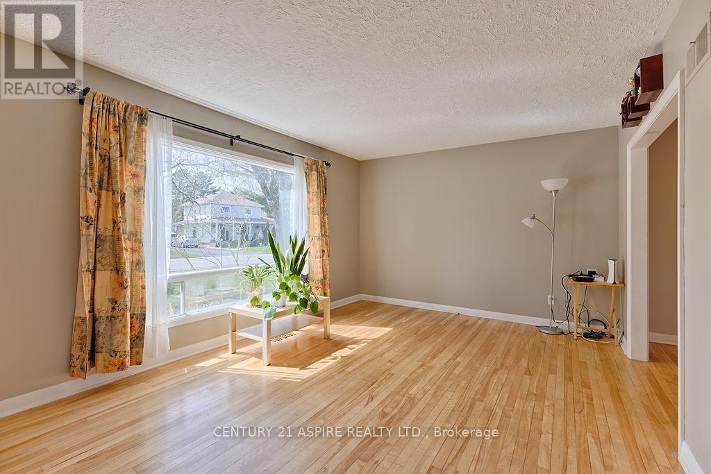 82 Rutherford Avenue, Deep River, Ontario  K0J 1P0 - Photo 12 - X13141608