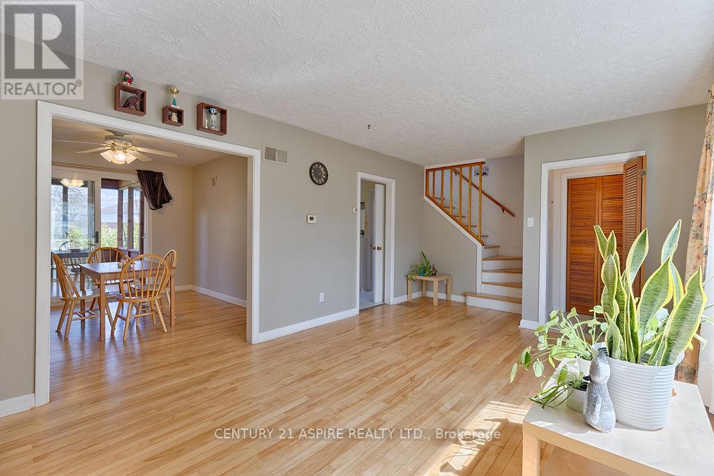 82 Rutherford Avenue, Deep River, Ontario  K0J 1P0 - Photo 14 - X13141608