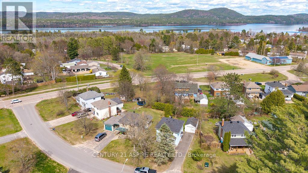 82 Rutherford Avenue, Deep River, Ontario  K0J 1P0 - Photo 47 - X13141608