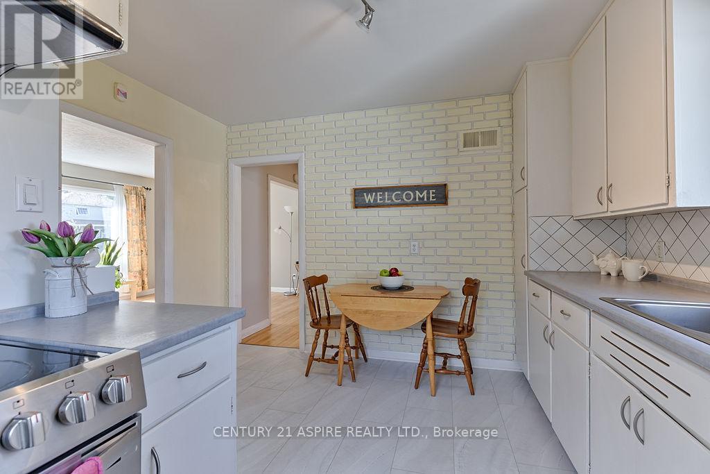 82 Rutherford Avenue, Deep River, Ontario  K0J 1P0 - Photo 8 - X13141608