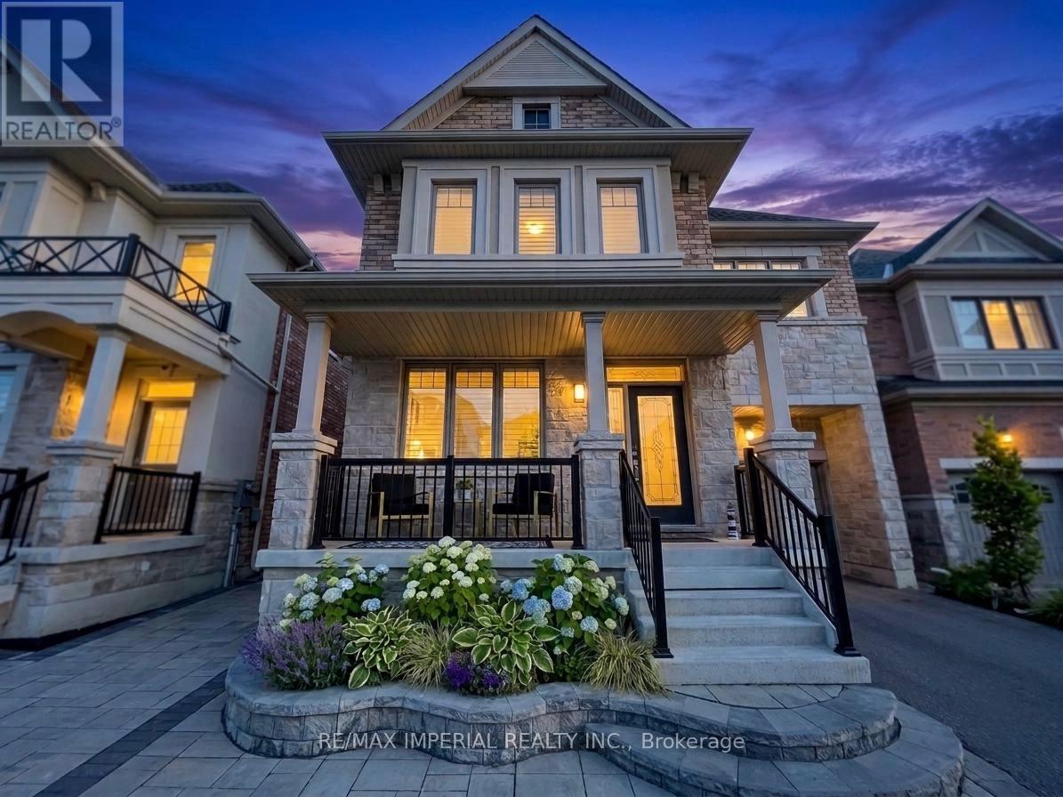 3 COLLIER CRESCENT, Markham, Ontario