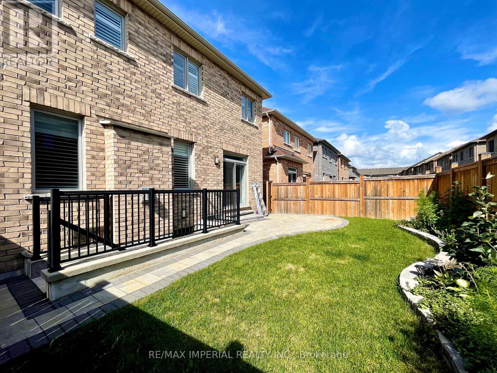 3 Collier Crescent, Markham, Ontario  L6E 0T2 - Photo 24 - N13141546