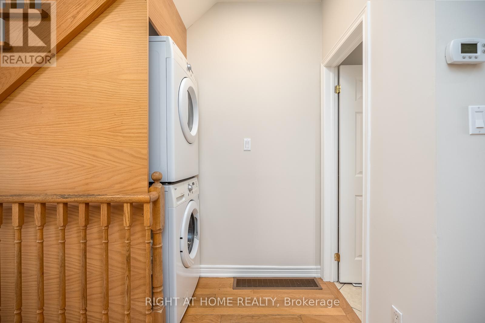 351 Bartlett Avenue N, Toronto, Ontario  M6H 3G8 - Photo 6 - W13141572