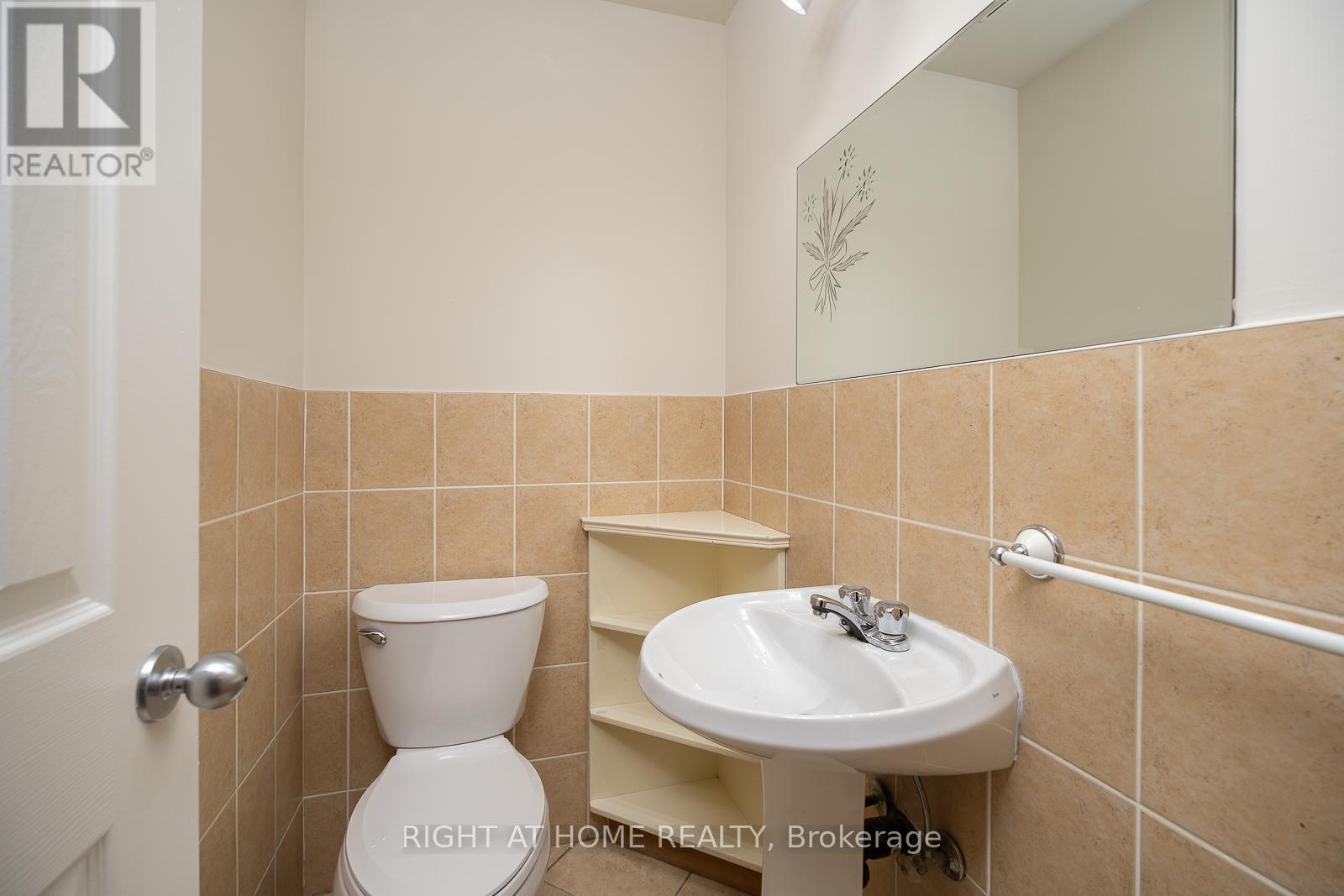 351 Bartlett Avenue N, Toronto, Ontario  M6H 3G8 - Photo 7 - W13141572