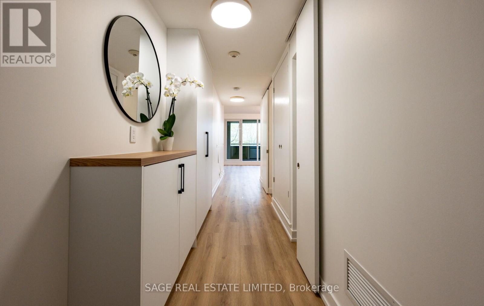 304 - 25 Ritchie Avenue, Toronto, Ontario  M6R 2J6 - Photo 2 - W13141590