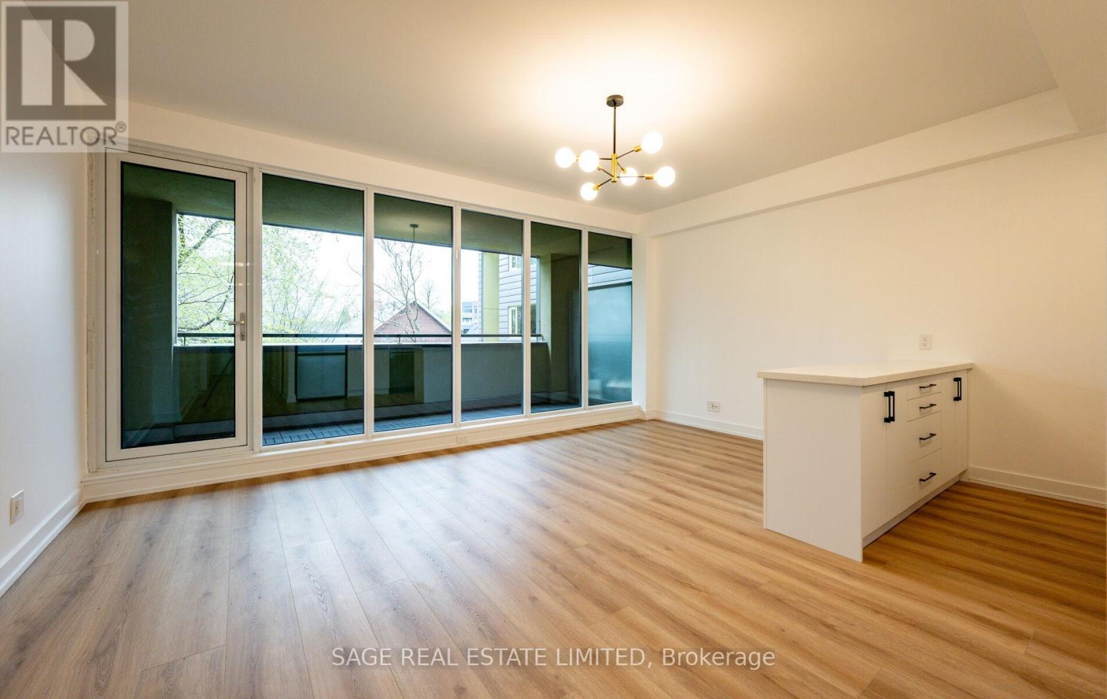 304 - 25 Ritchie Avenue, Toronto, Ontario  M6R 2J6 - Photo 4 - W13141590