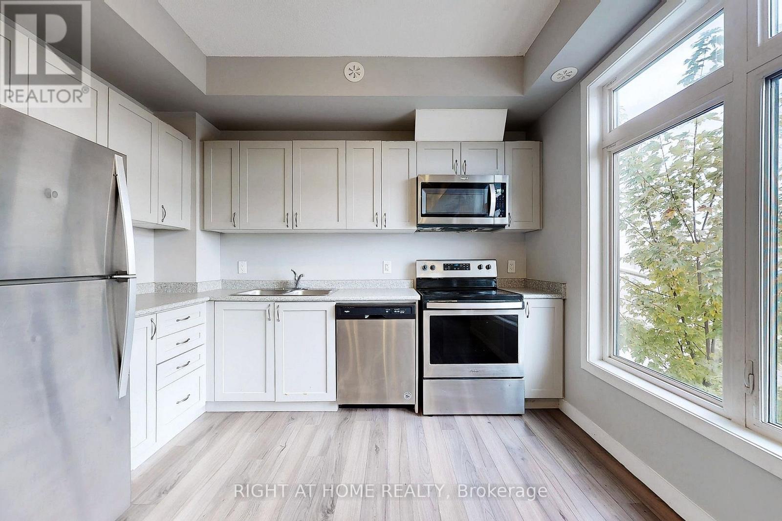 14 - 630 ROGERS ROAD, Toronto, Ontario