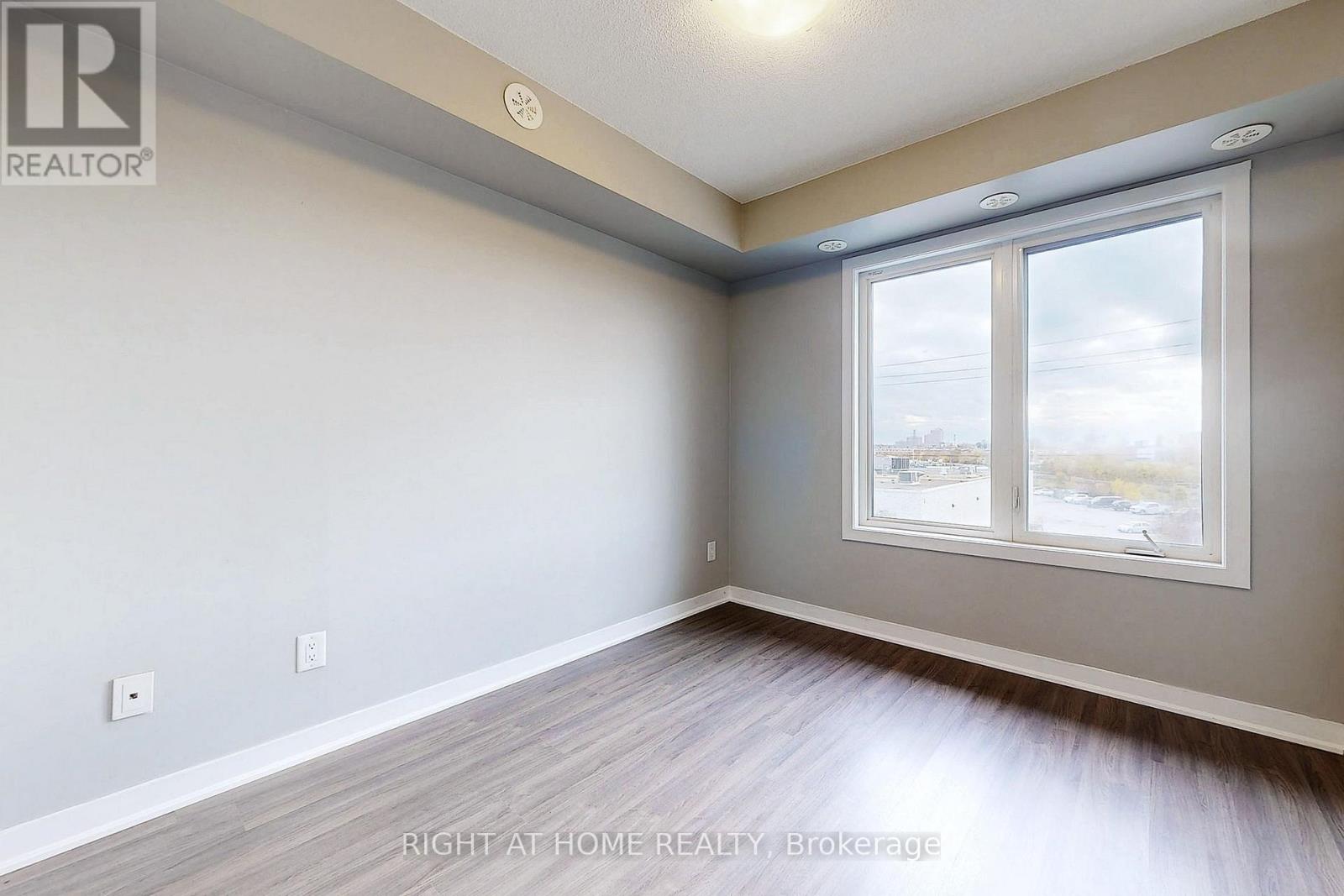 14 - 630 Rogers Road, Toronto, Ontario  M6M 0B4 - Photo 19 - W13141618