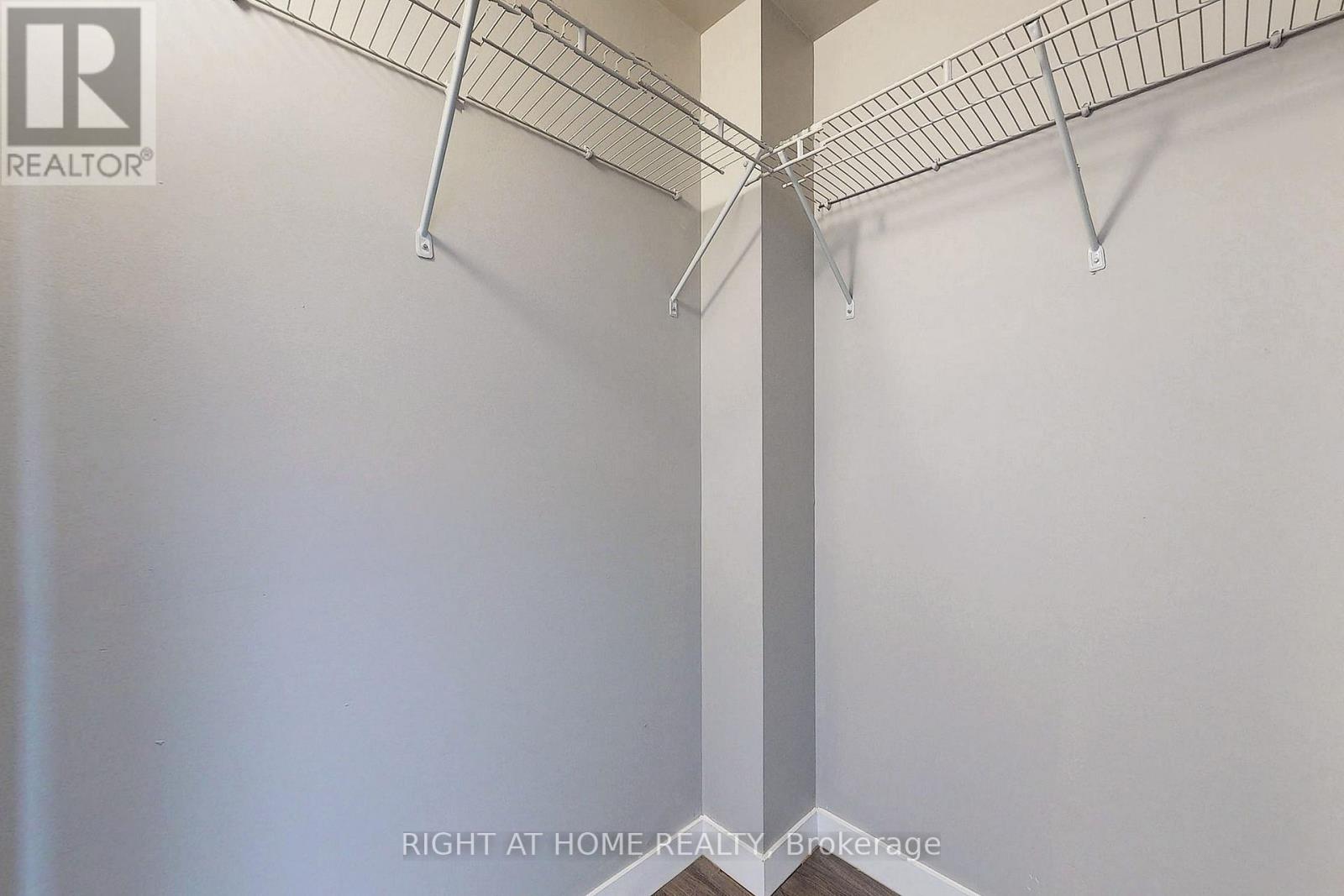 14 - 630 Rogers Road, Toronto, Ontario  M6M 0B4 - Photo 22 - W13141618