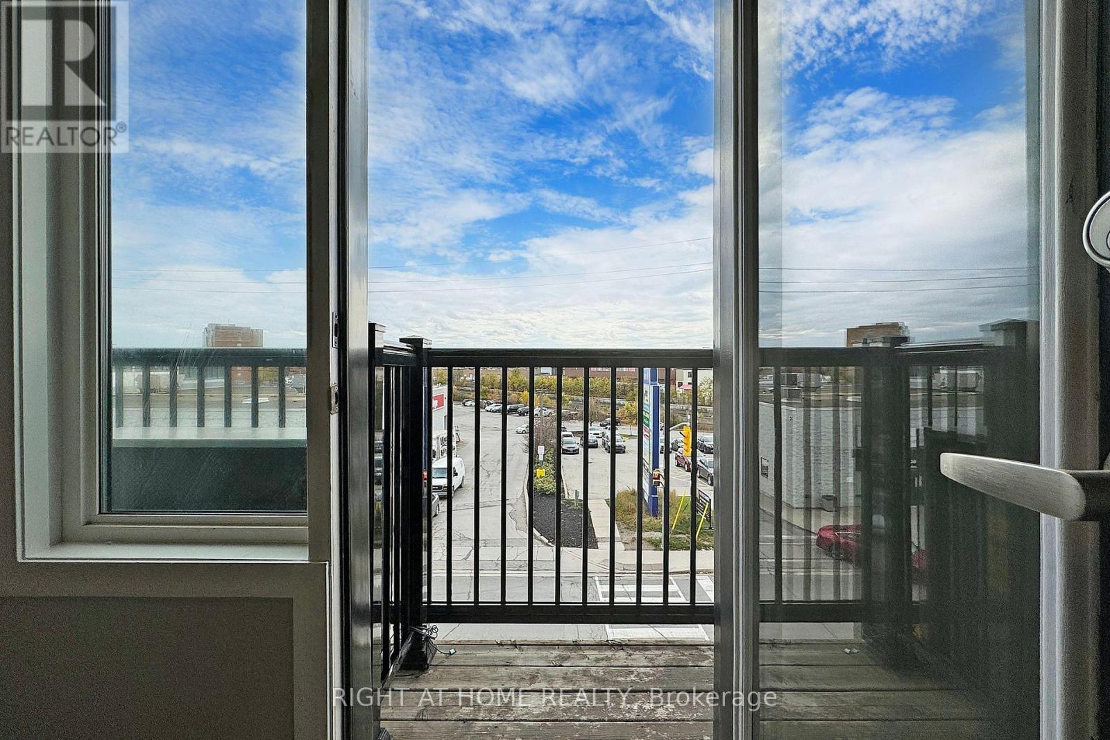 14 - 630 Rogers Road, Toronto, Ontario  M6M 0B4 - Photo 27 - W13141618