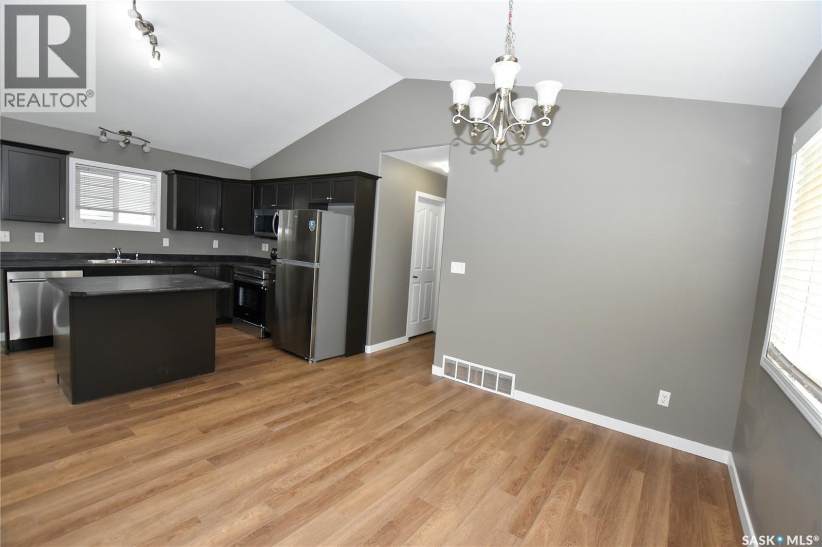 106 Geary Crescent, Saskatoon, Saskatchewan  S7R 0B8 - Photo 10 - SK036325
