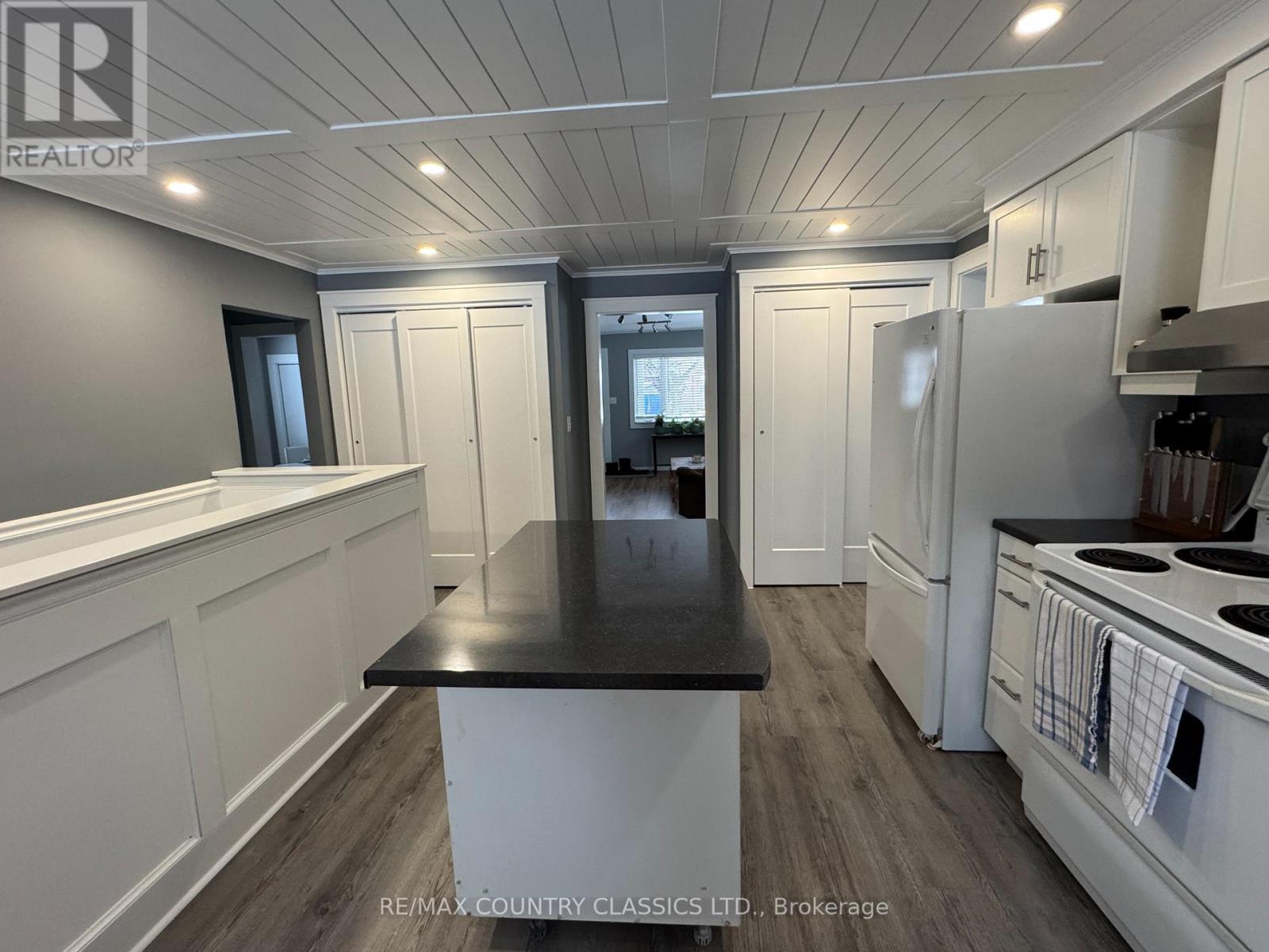 38 Flint Avenue, Bancroft, Ontario  K0L 1C0 - Photo 11 - X12907212
