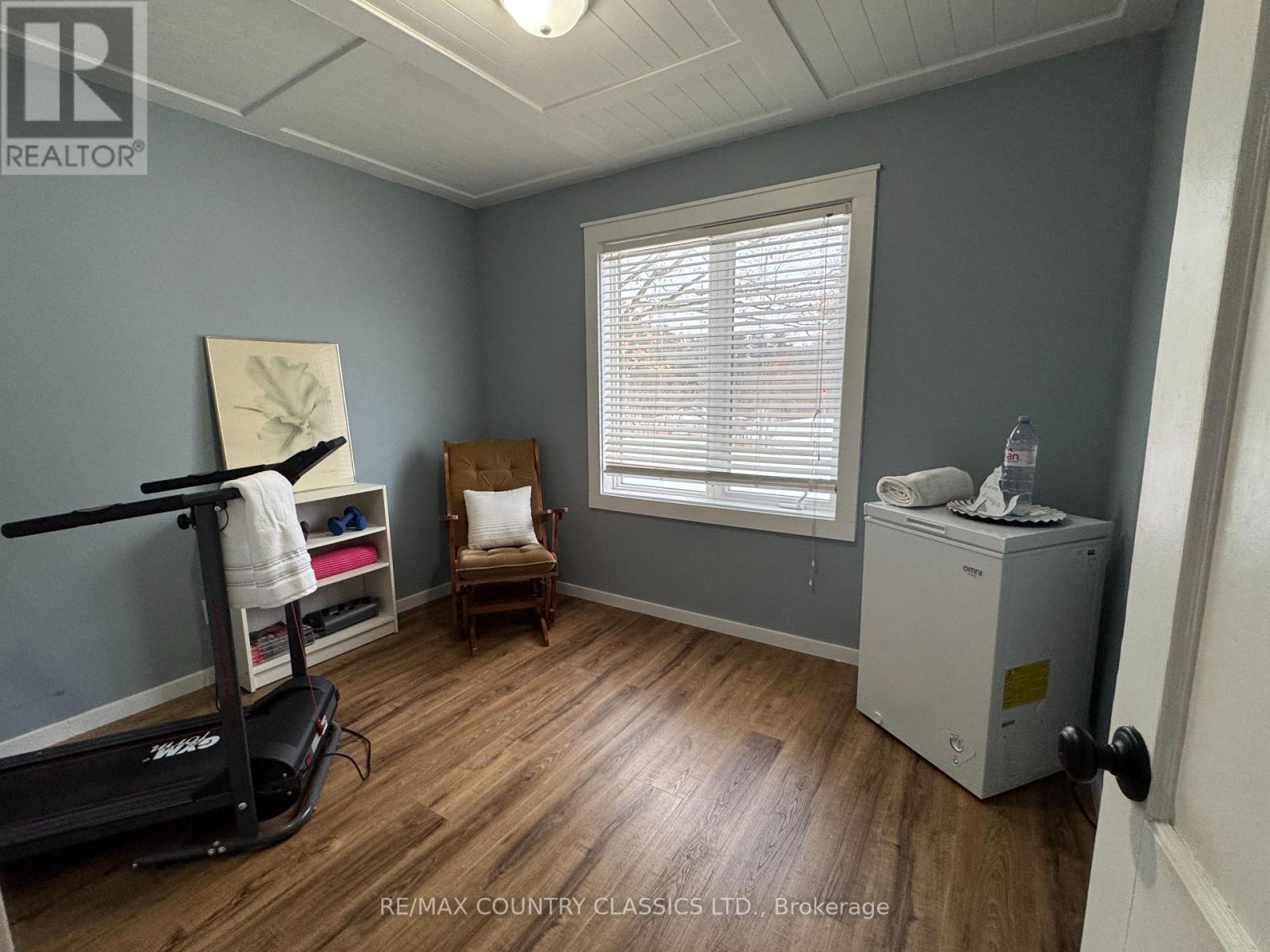 38 Flint Avenue, Bancroft, Ontario  K0L 1C0 - Photo 25 - X12907212
