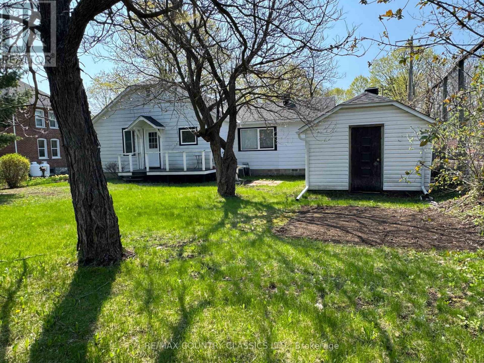 38 Flint Avenue, Bancroft, Ontario  K0L 1C0 - Photo 27 - X12907212
