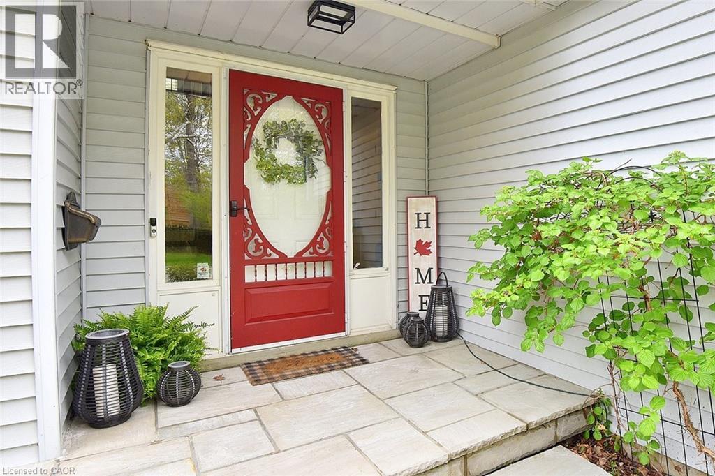 34 Pimlico Drive, Dundas, Ontario  L9H 6J5 - Photo 2 - 40830026