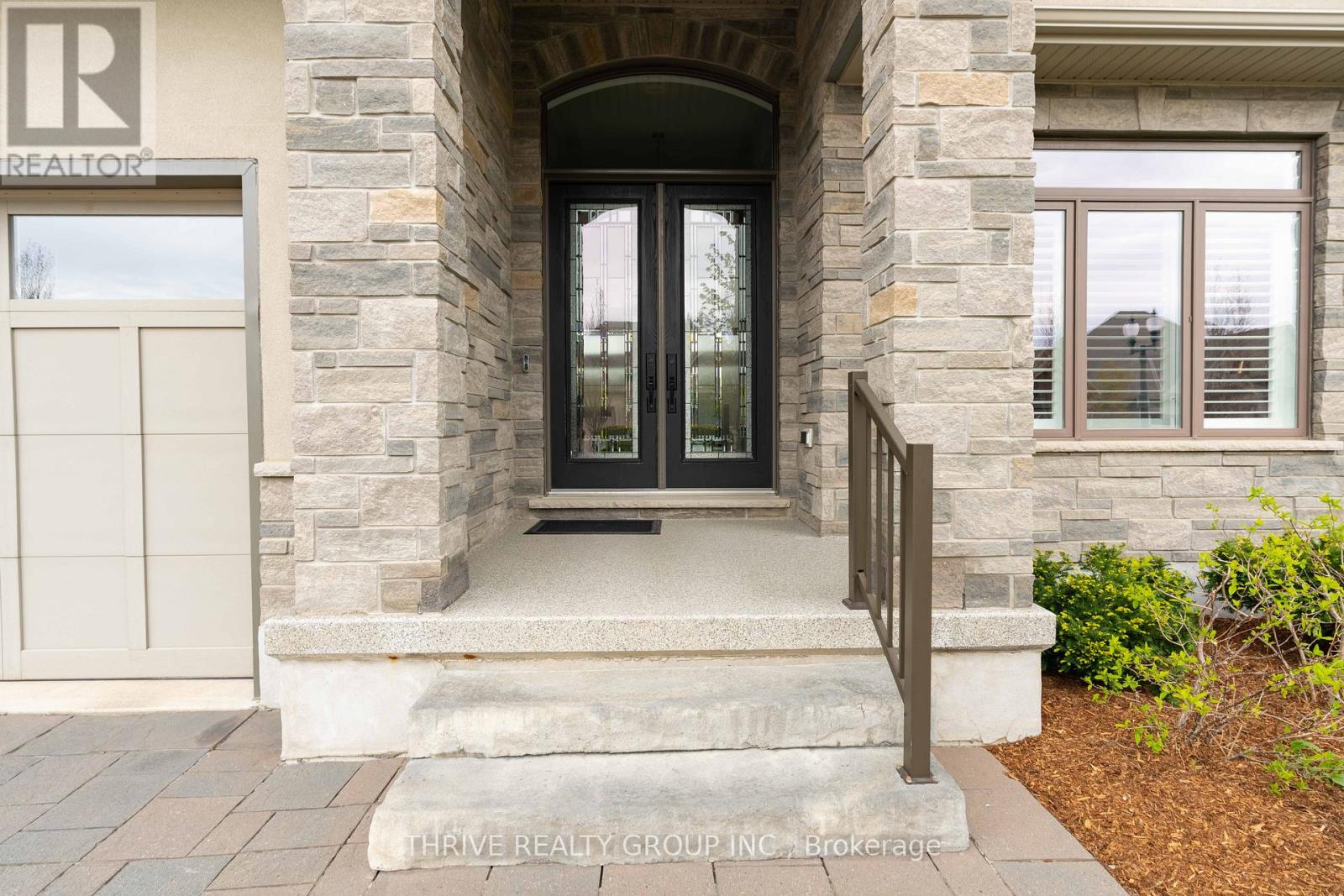 12 - 1710 Ironwood Road, London South (South K), Ontario  N6K 0G9 - Photo 4 - X13141668