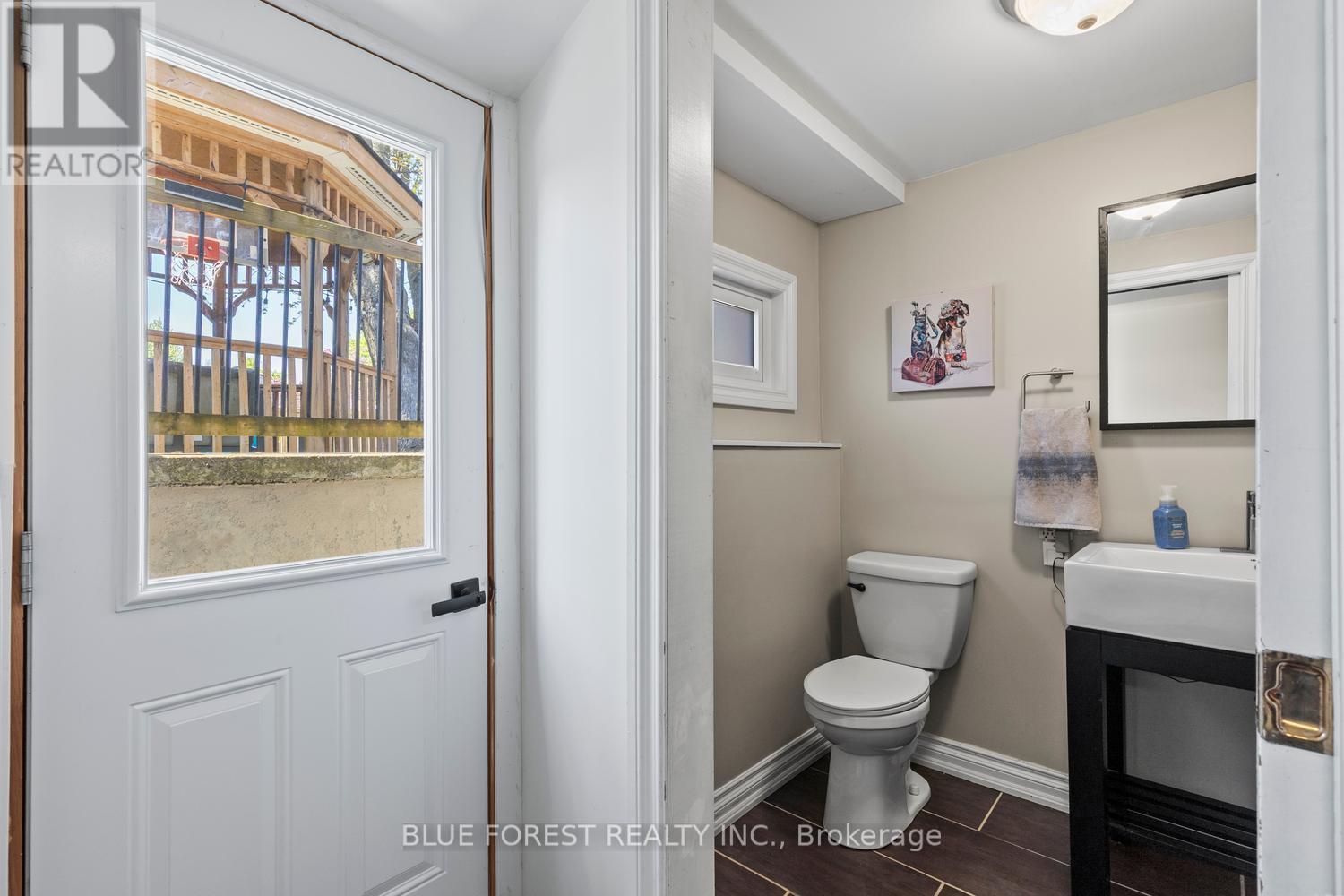 16 Dell Drive, Strathroy-Caradoc, Ontario  N7G 3N5 - Photo 31 - X13141706