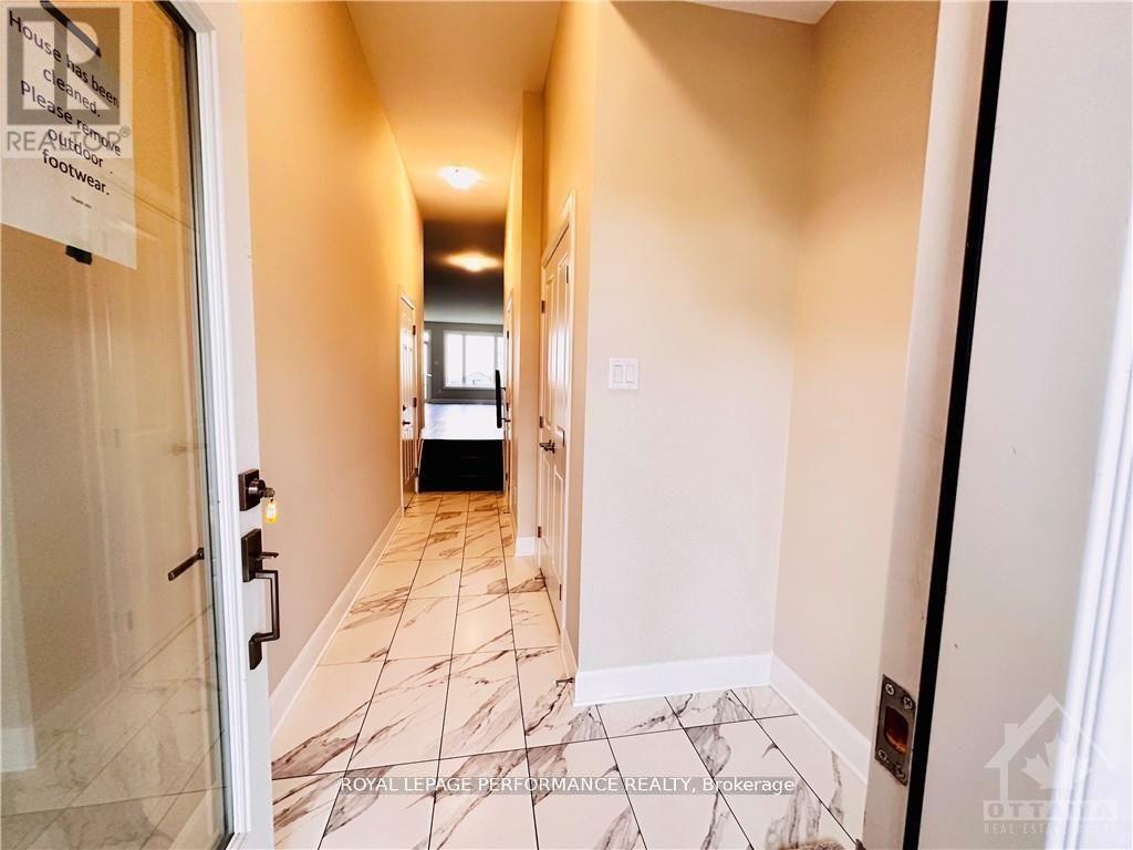 196 Hooper Street, Carleton Place, Ontario  K7C 0W2 - Photo 3 - X13141654