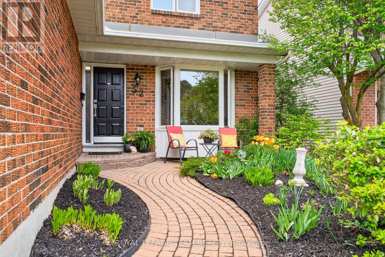52 Drainie Drive, Ottawa, Ontario  K2L 3J9 - Photo 3 - X13141664