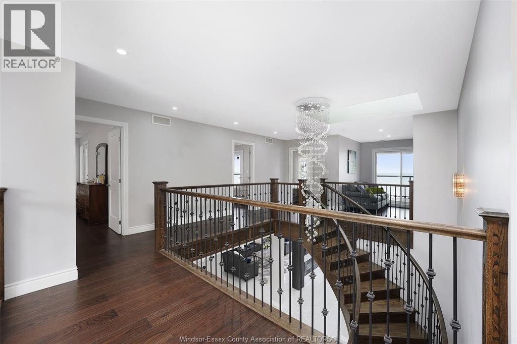 300 Shoreview Circle, Windsor, Ontario N8P 1M7 - Photo 25 - 26011352