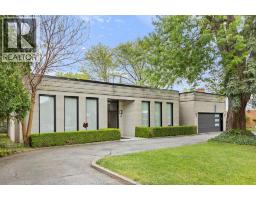 3521 OUELLETTE, Windsor, Ontario