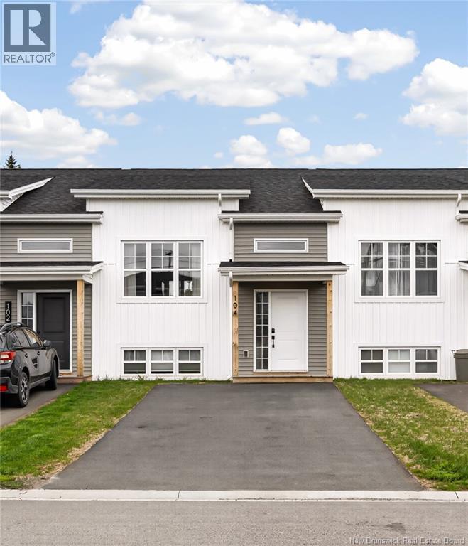 104 Elsliger, Dieppe, New Brunswick  E1K 0A5 - Photo 1 - NB139687