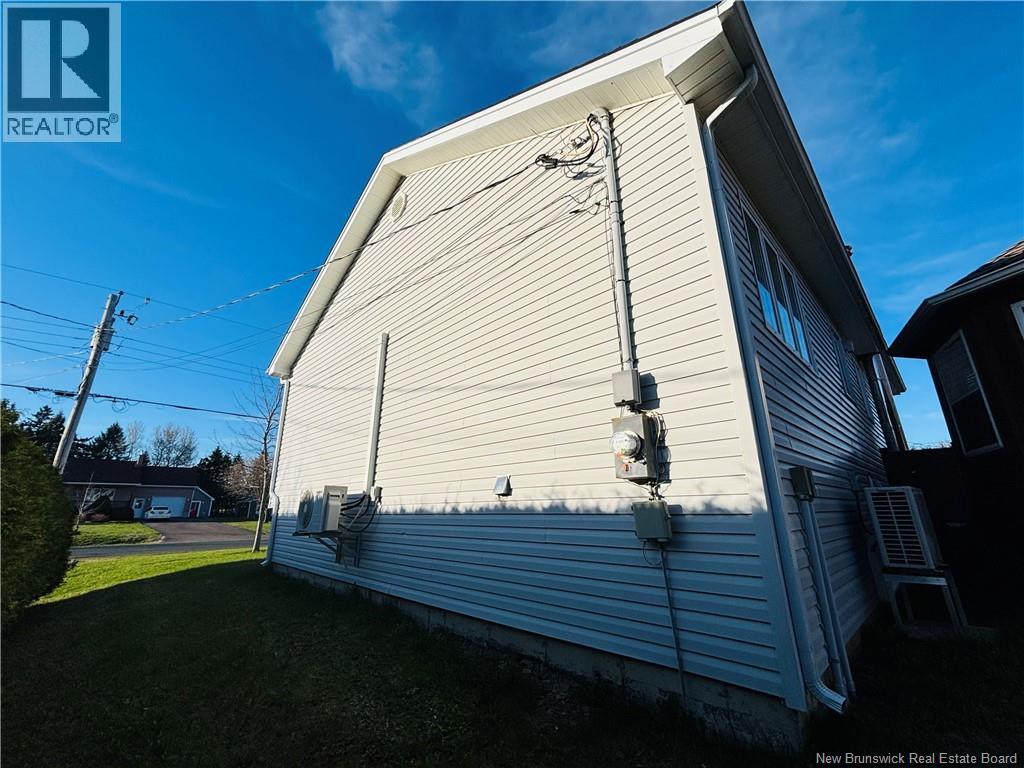 586 Rue Breau, Tracadie, New Brunswick  E1X 1B5 - Photo 13 - NB139490