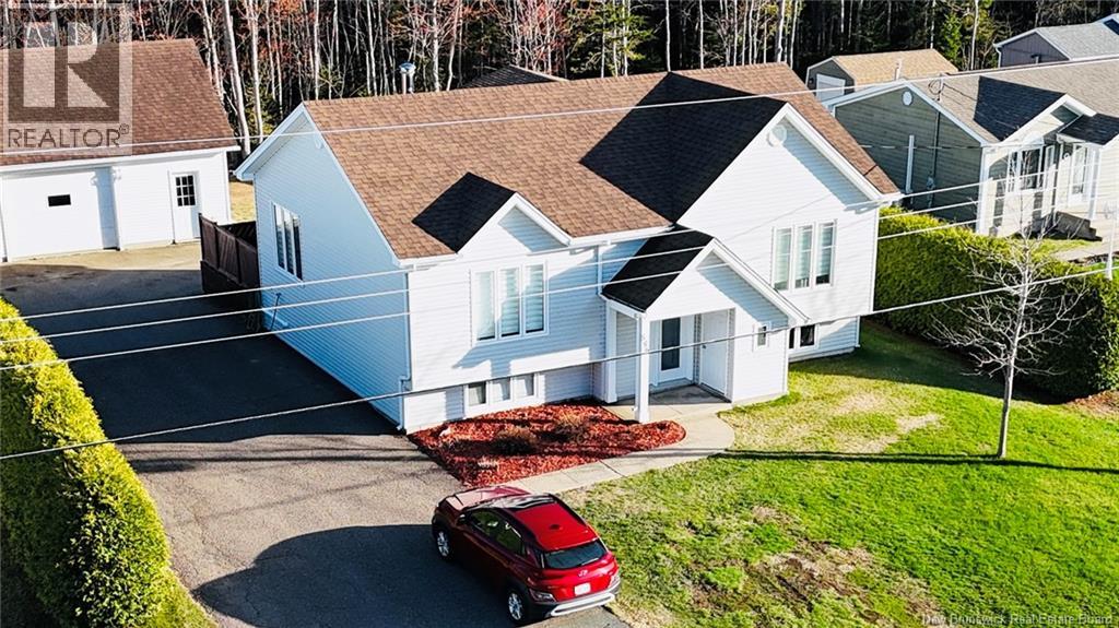586 Rue Breau, Tracadie, New Brunswick  E1X 1B5 - Photo 2 - NB139490