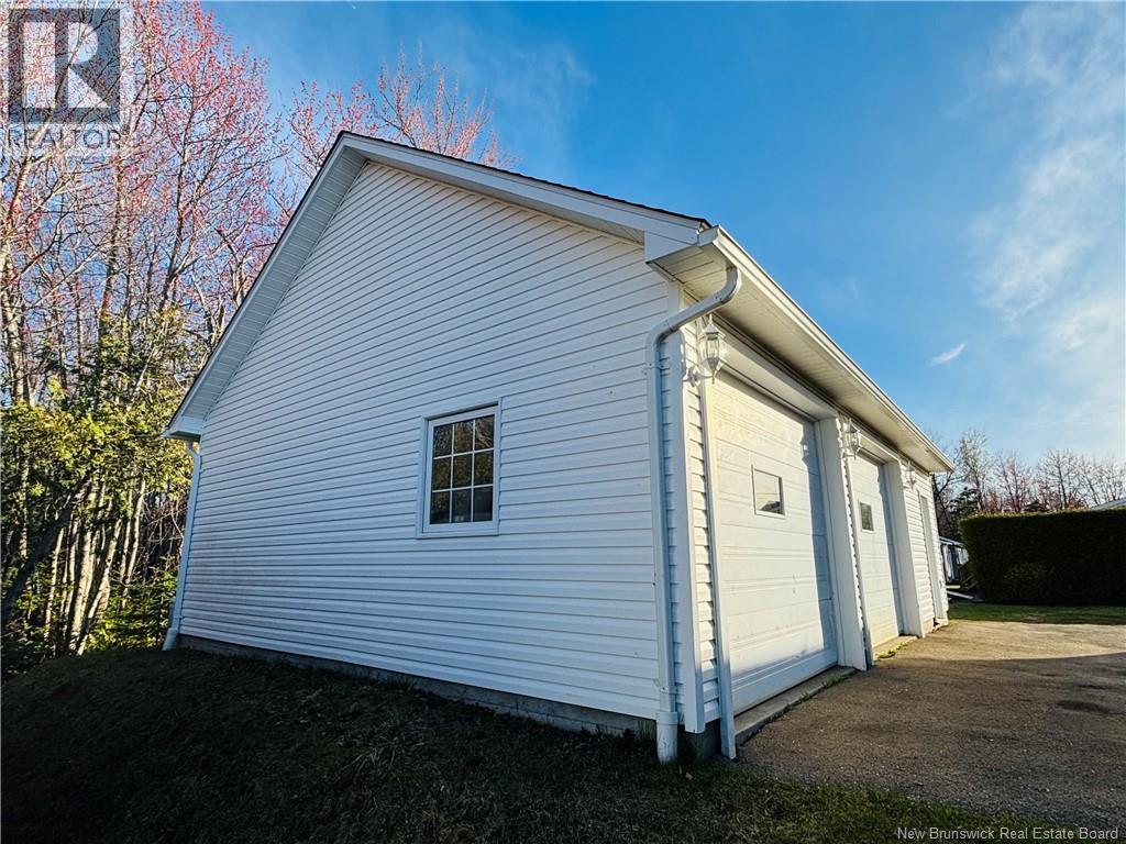 586 Rue Breau, Tracadie, New Brunswick  E1X 1B5 - Photo 30 - NB139490