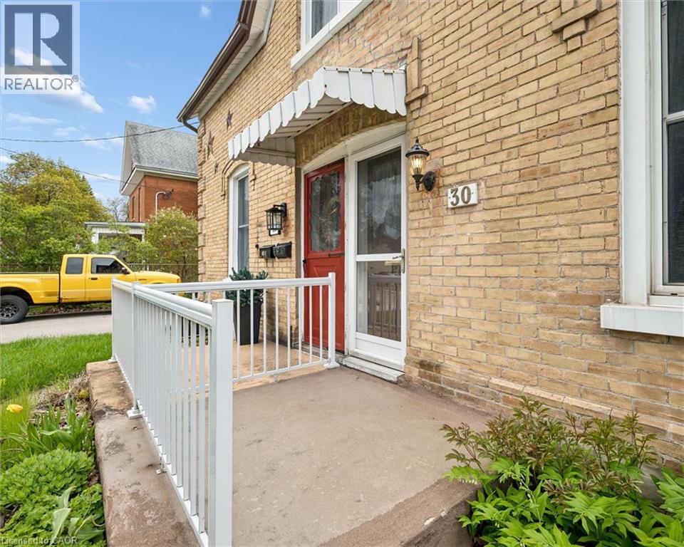 30 Hopeton Street, Cambridge, Ontario  N1R 3T3 - Photo 4 - 40829128