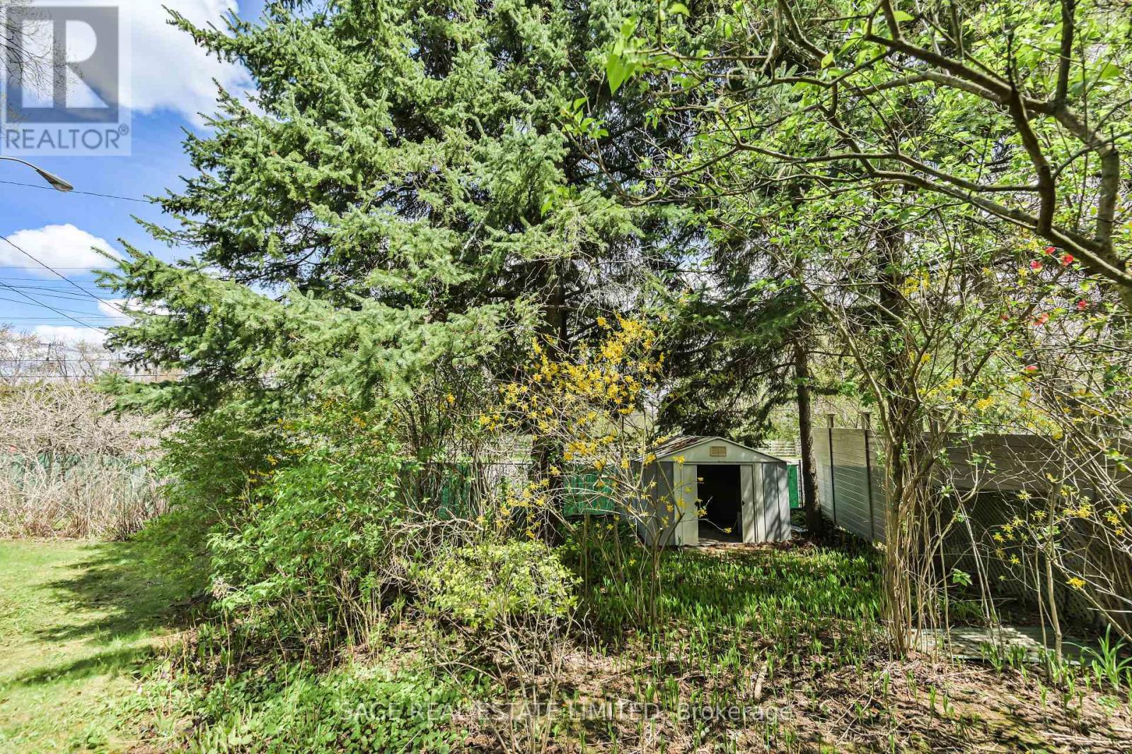 56 Grangemill Crescent, Toronto, Ontario  M3B 2J2 - Photo 34 - C13141696