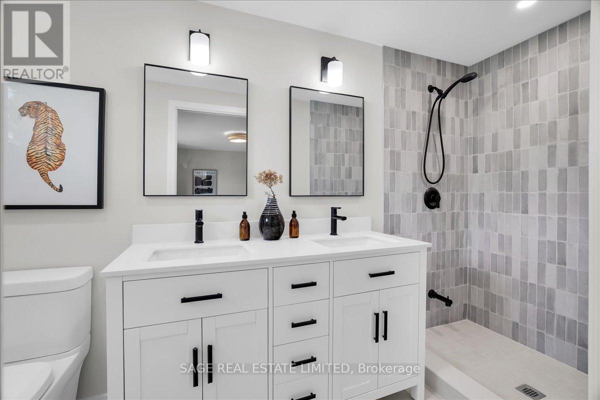 664 Breezy Drive, Pickering, Ontario  L1W 2X3 - Photo 11 - E13141694