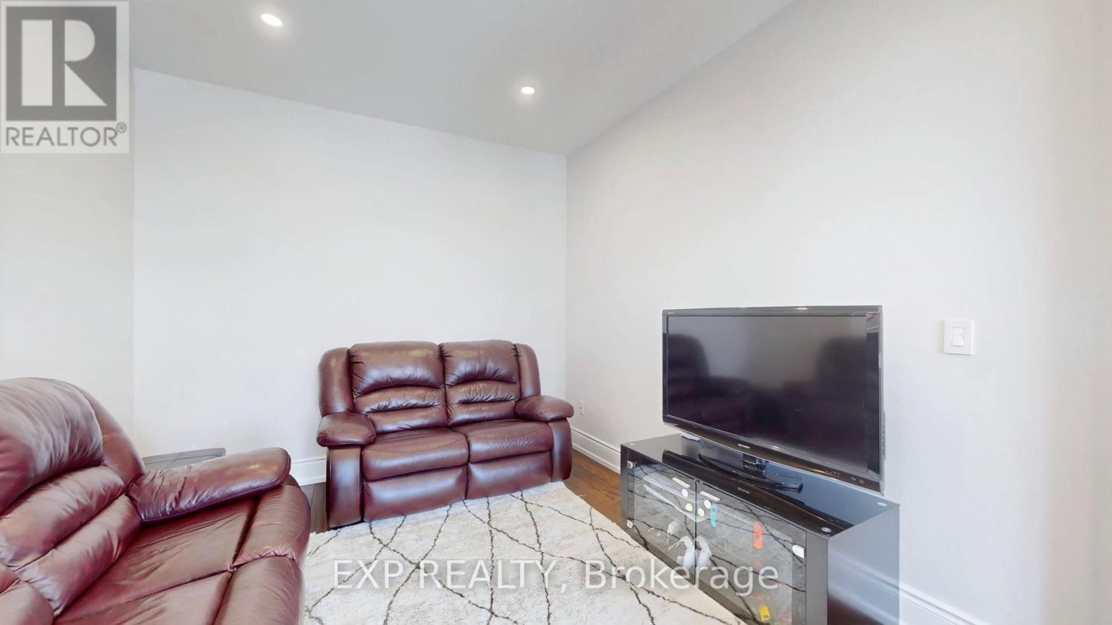 71 Golden Meadow Drive, Markham, Ontario  L6E 1E9 - Photo 13 - N13141674