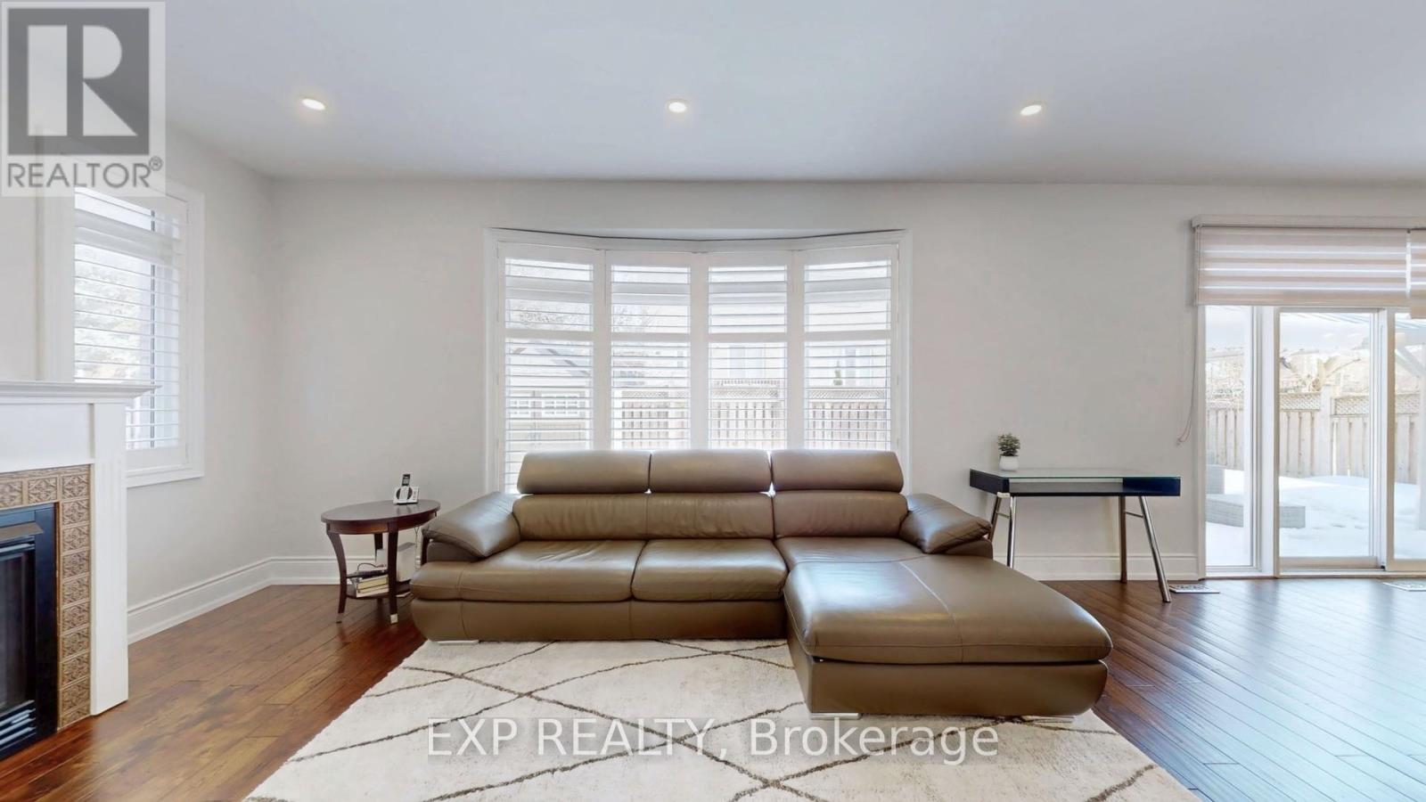 71 Golden Meadow Drive, Markham, Ontario  L6E 1E9 - Photo 17 - N13141674