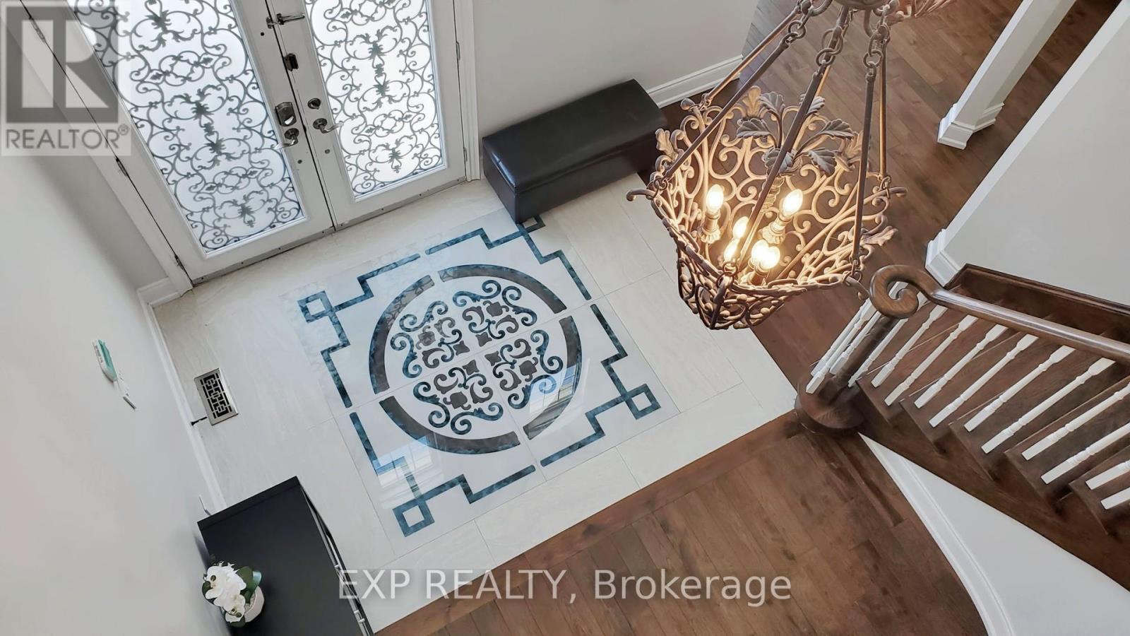 71 Golden Meadow Drive, Markham, Ontario  L6E 1E9 - Photo 6 - N13141674