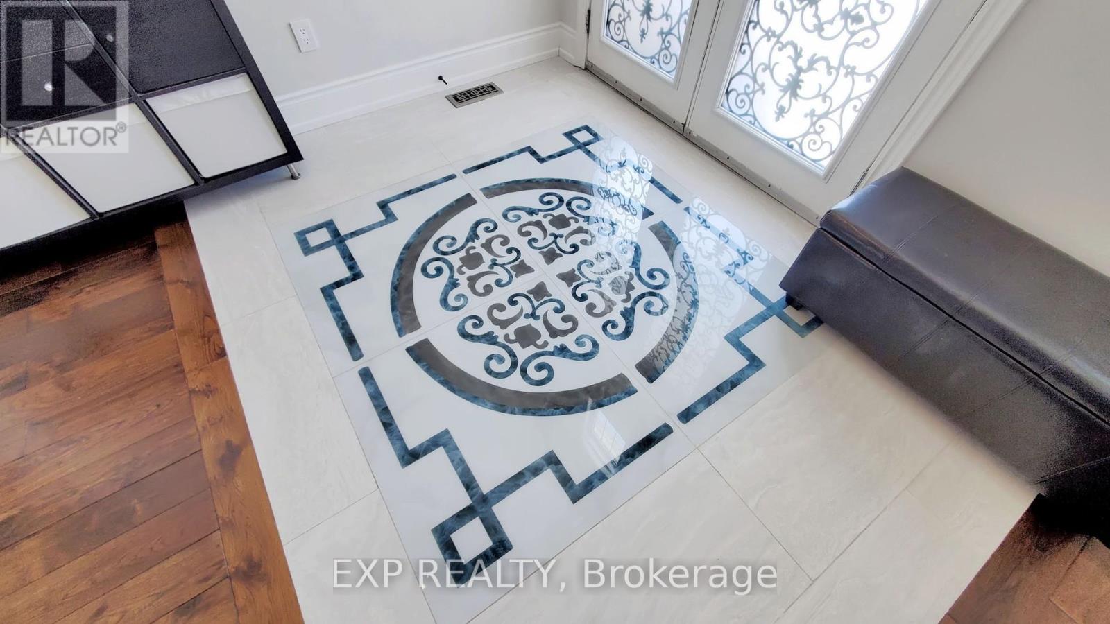 71 Golden Meadow Drive, Markham, Ontario  L6E 1E9 - Photo 7 - N13141674