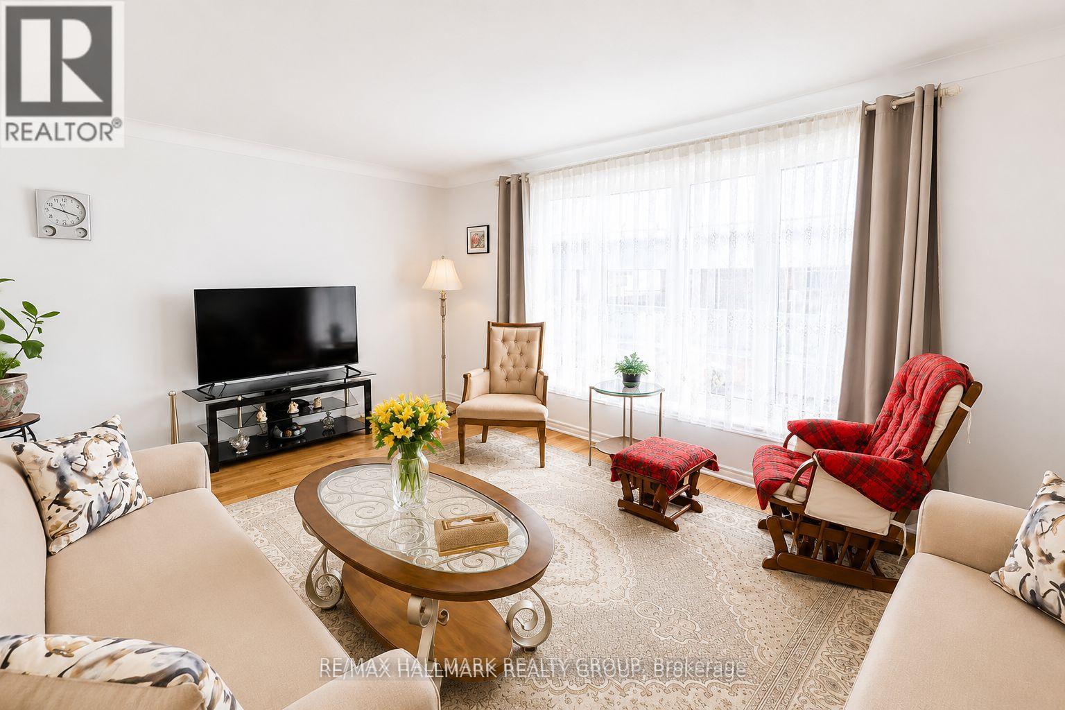 2 - 976 St Laurent Boulevard, Ottawa, Ontario  K1K 3B3 - Photo 7 - X13140246