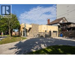1311 OUELLETTE, Windsor, Ontario