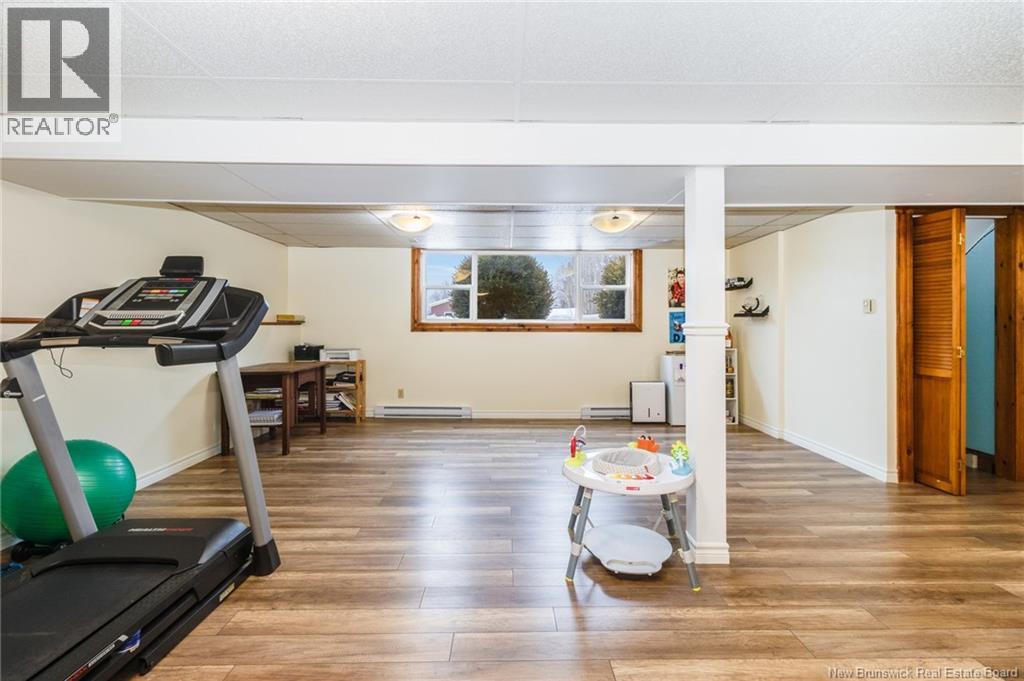 122 Parkwood Drive, Woodstock, New Brunswick  E7M 5G1 - Photo 35 - NB134182