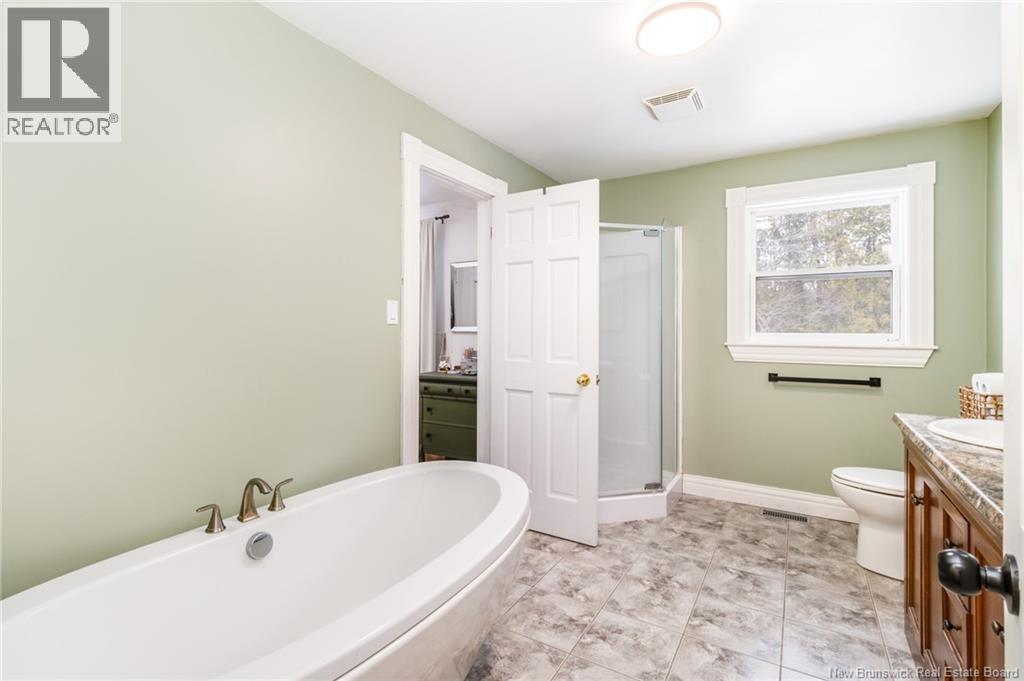 122 Parkwood Drive, Woodstock, New Brunswick  E7M 5G1 - Photo 32 - NB134182