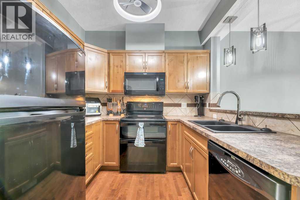 8, 172 Rockyledge View NW, Calgary, Alberta  T3G 6B2 - Photo 4 - A2309663